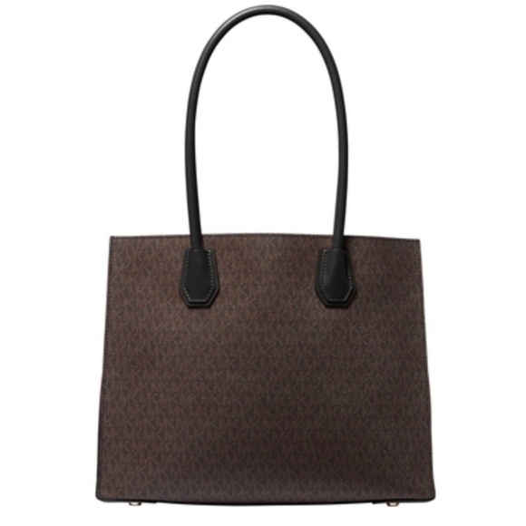 Michael Kors Mercer Signature Extra Large Pocket - Picture 3 of 16